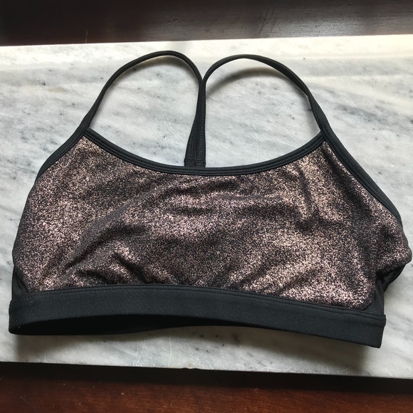Fabletics Reversible Sports Bra- Size Small - Picture 4 of 5